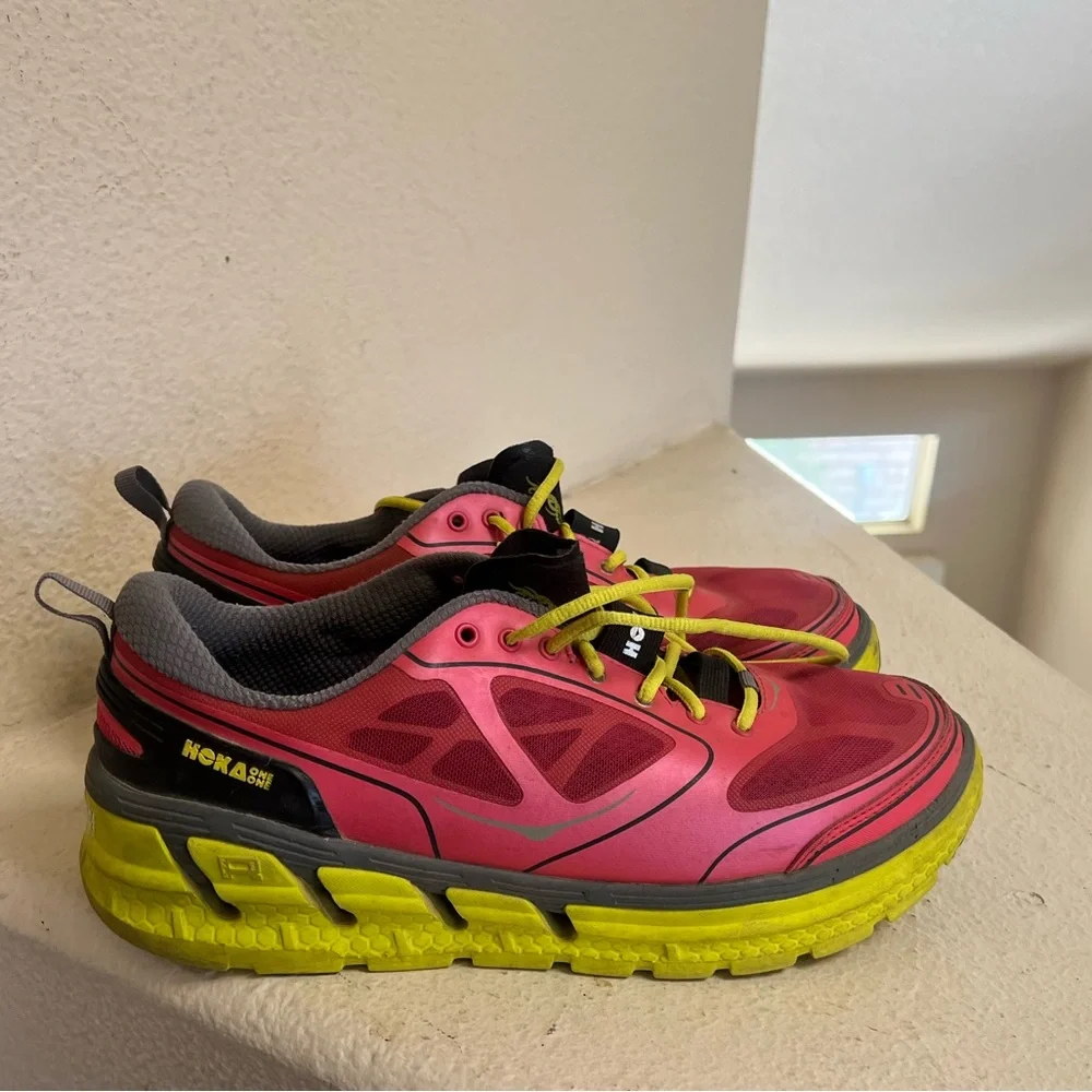 Hoka One One‎ Red Yellow Black Womens Running Shoe Size 10.5